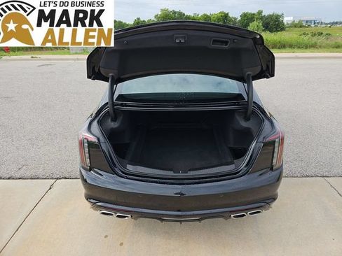 Used 2025 Cadillac CT5 V RWD image 27