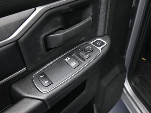 Used 2024 RAM 3500 Tradesman image 13