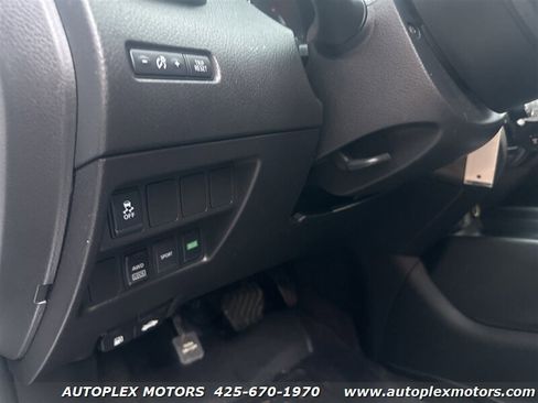 Used 2017 Nissan Rogue S image 20