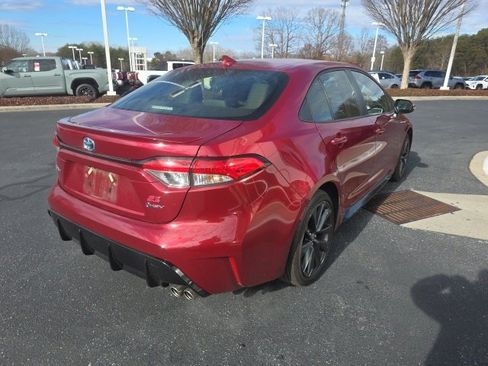 Used 2025 Toyota Corolla SE image 7