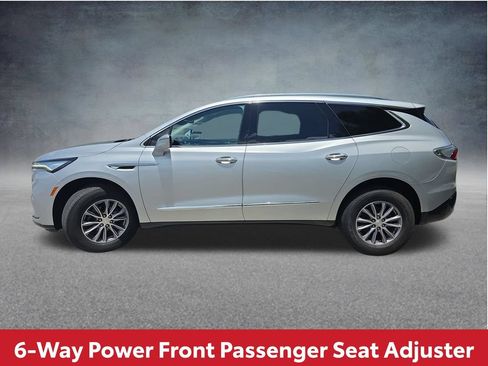 Used 2022 Buick Enclave Essence FWD image 10