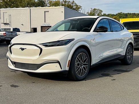 New 2025 Ford Mustang Mach-E Premium image 7