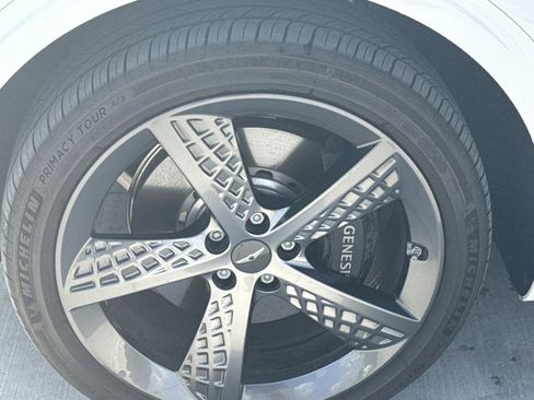 Used 2025 Genesis GV70 3.5T Sport w/ Sport Advanced Package image 9