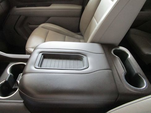 Used 2021 Chevrolet Tahoe LT image 39