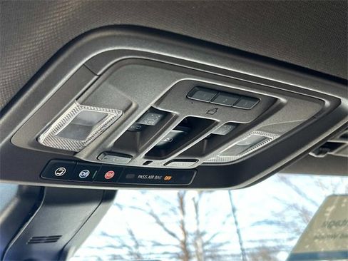 Used 2020 GMC Sierra 3500 Denali w/ Denali Ultimate Package image 40