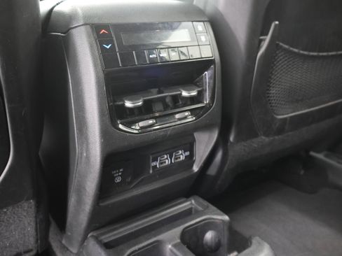Used 2023 Jeep Grand Cherokee L Laredo AWD/4WD image 34