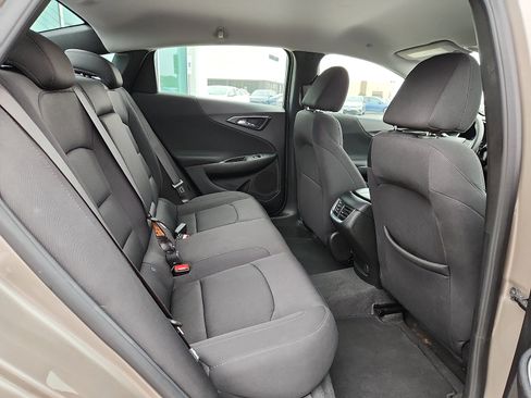 Used 2024 Chevrolet Malibu LT image 14