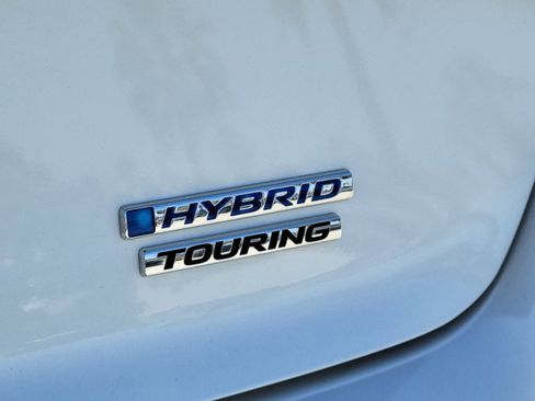 Used 2024 Honda Accord Touring image 8