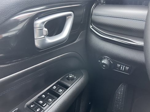 New 2026 Jeep Compass Latitude image 29