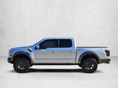 Used 2018 Ford F150 Raptor w/ Equipment Group 802A Luxury AWD/4WD image 9