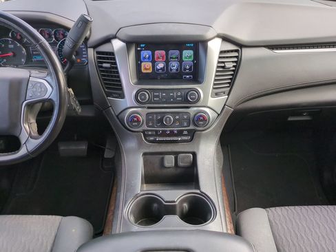 Used 2019 Chevrolet Tahoe LS w/ Enhanced Driver Alert Package image 18