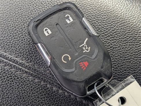 Used 2023 GMC Terrain SLT image 35