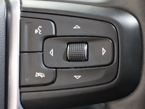 Used 2023 GMC Sierra 1500 SLT w/ X31 Off-Road Package image 38