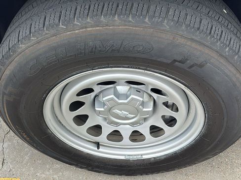 Used 2023 Chevrolet Silverado 1500 W/T w/ WT Value Package image 13