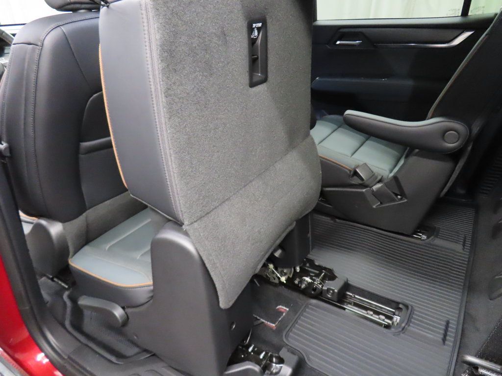 Used 2026 GMC Acadia AT4 w/ LPO, Floor Liner Package AWD/4WD image 65