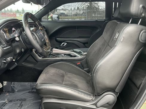 Used 2021 Dodge Challenger R/T Scat Pack image 11