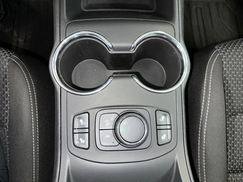 Certified 2023 GMC Terrain SLE w/ Driver Convenience Package image 16