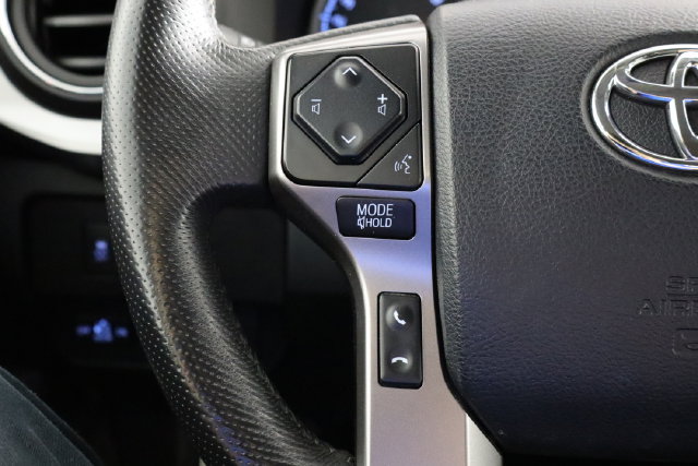 Used 2023 Toyota Tacoma SR5 w/ Technology Package RWD image 7