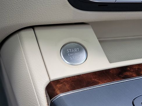 Used 2018 Audi Q5 2.0T Premium Plus w/ Premium Plus Package image 23