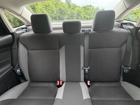 Used 2014 Ford Focus SE w/ SE Winter Package FWD image 11