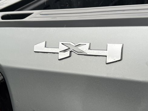 Used 2024 GMC Sierra 1500 Elevation w/ Elevation Premium Package image 9