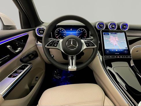 Certified 2026 Mercedes-Benz GLC 300 4MATIC image 8