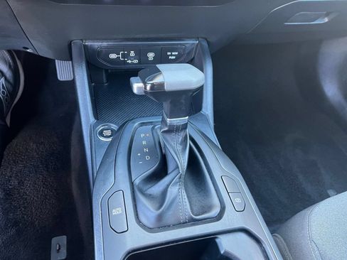Used 2025 Kia K4 FWD image 38
