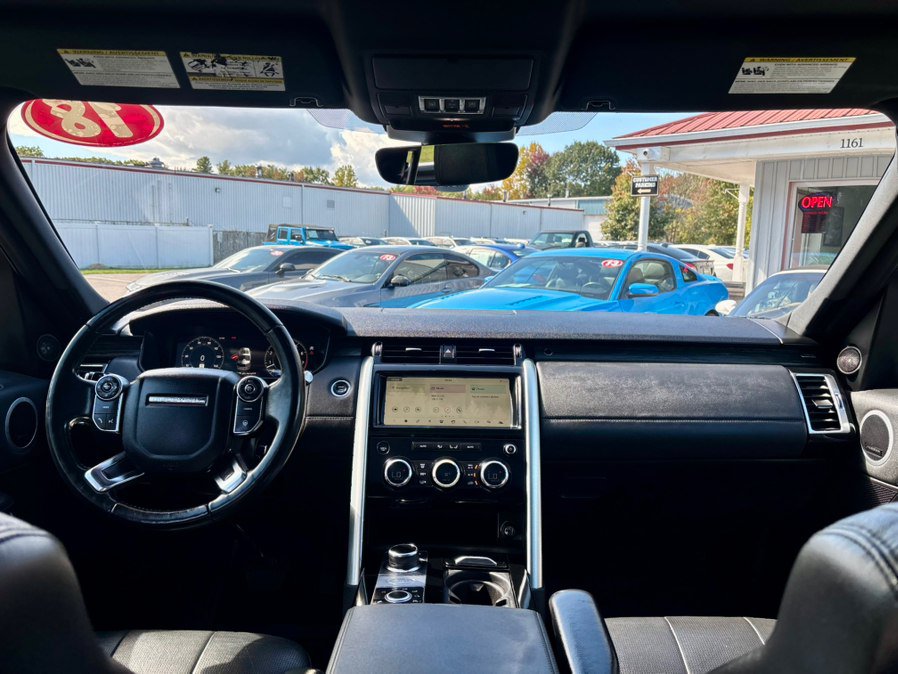 Used 2018 Land Rover Discovery HSE AWD/4WD image 12