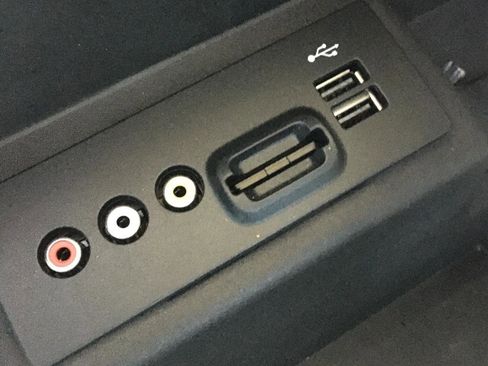 Used 2014 Ford F150 Lariat w/ Equipment Group 501A Mid image 23