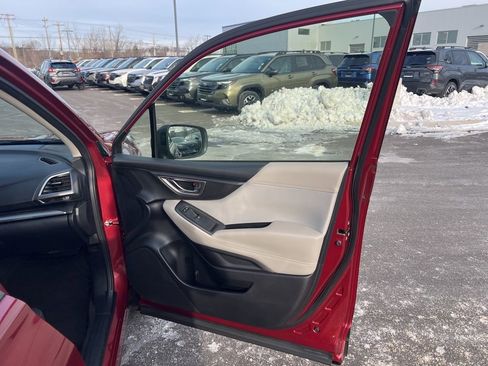 Certified 2023 Subaru Forester Premium image 40