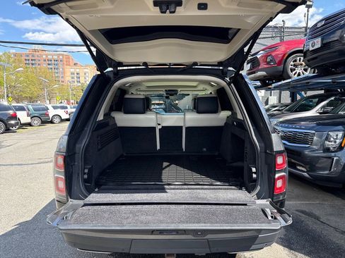 Used 2018 Land Rover Range Rover HSE AWD/4WD image 34