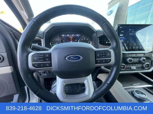 Certified 2024 Ford Expedition Limited image 21