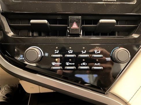 Used 2021 Toyota Camry LE image 25