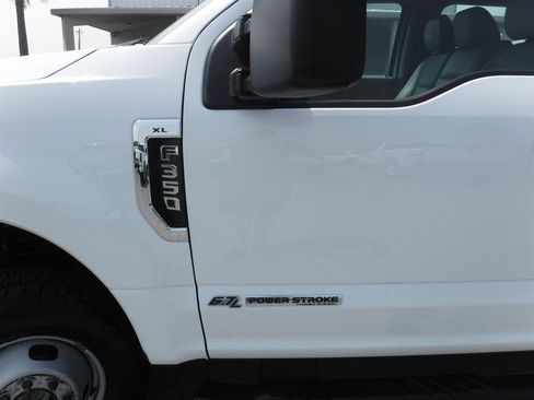 Used 2022 Ford F350 XL image 21
