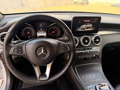 Used 2018 Mercedes-Benz GLC 300 4MATIC Coupe image 11