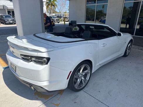 Used 2020 Chevrolet Camaro SS image 4