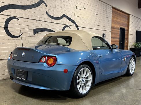 Used 2003 BMW Z4 2.5i image 6