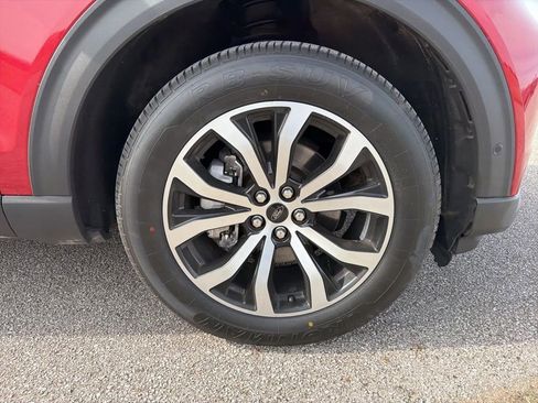 Used 2020 Ford Explorer ST w/ Premium Technology Package image 9