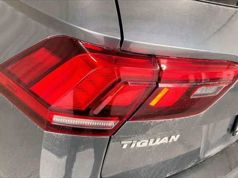 Used 2018 Volkswagen Tiguan S FWD image 13
