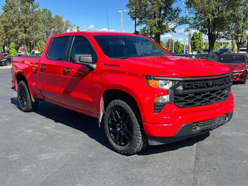Used 2023 Chevrolet Silverado 1500 Custom w/ LPO, Dark Essentials Package AWD/4WD image 5