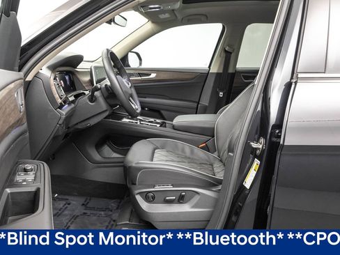 Certified 2025 Volkswagen Atlas SEL Premium R-Line image 6