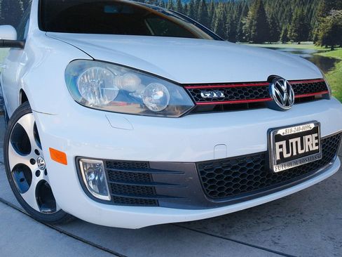 Used 2013 Volkswagen GTI 4-Door FWD image 7