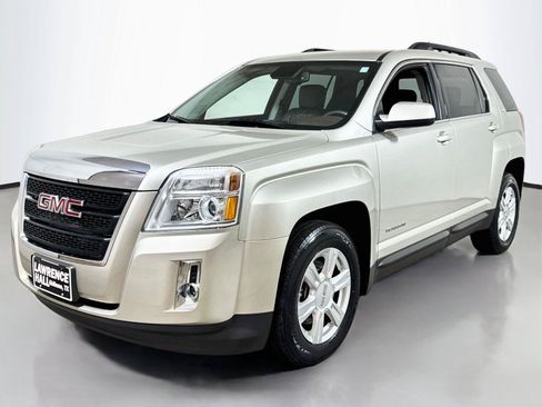 Used 2014 GMC Terrain SLT FWD image 1