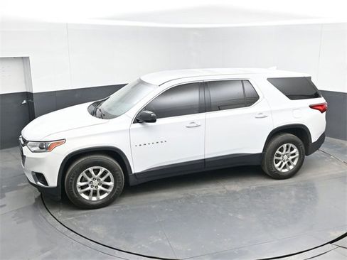 Used 2019 Chevrolet Traverse LS image 22