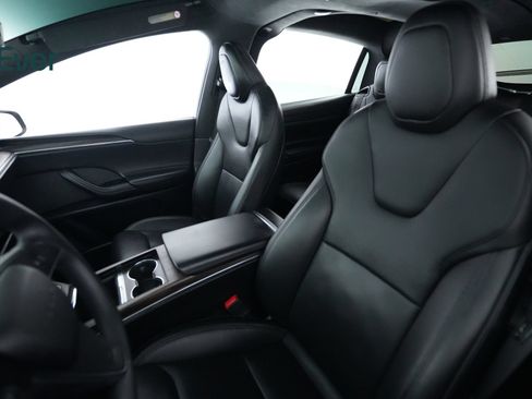 Used 2024 Tesla Model X AWD/4WD image 4