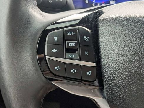 Used 2022 Ford Explorer Platinum w/ Technology Package AWD/4WD image 28