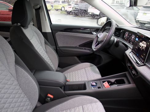New 2026 Volkswagen Tiguan S AWD/4WD image 37