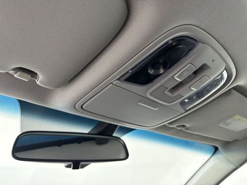 Used 2020 Kia Optima S w/ S Panoramic Sunroof Package image 9