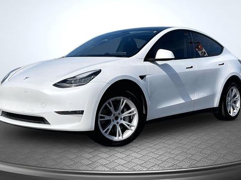 Used 2020 Tesla Model Y Long Range AWD/4WD image 11