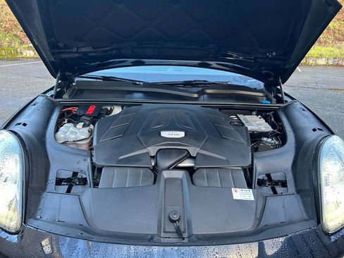 Used 2019 Porsche Cayenne image 30
